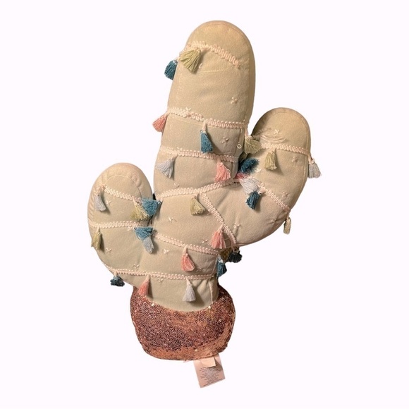 Cactus pillow with sequin trunk and fringe spikes. - Picture 6 of 7